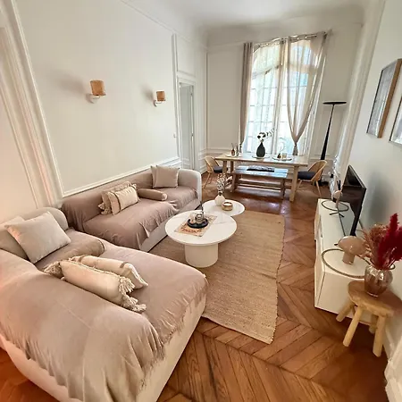 Standing Victor Hugo Champs Elysee Trocadero Appartement